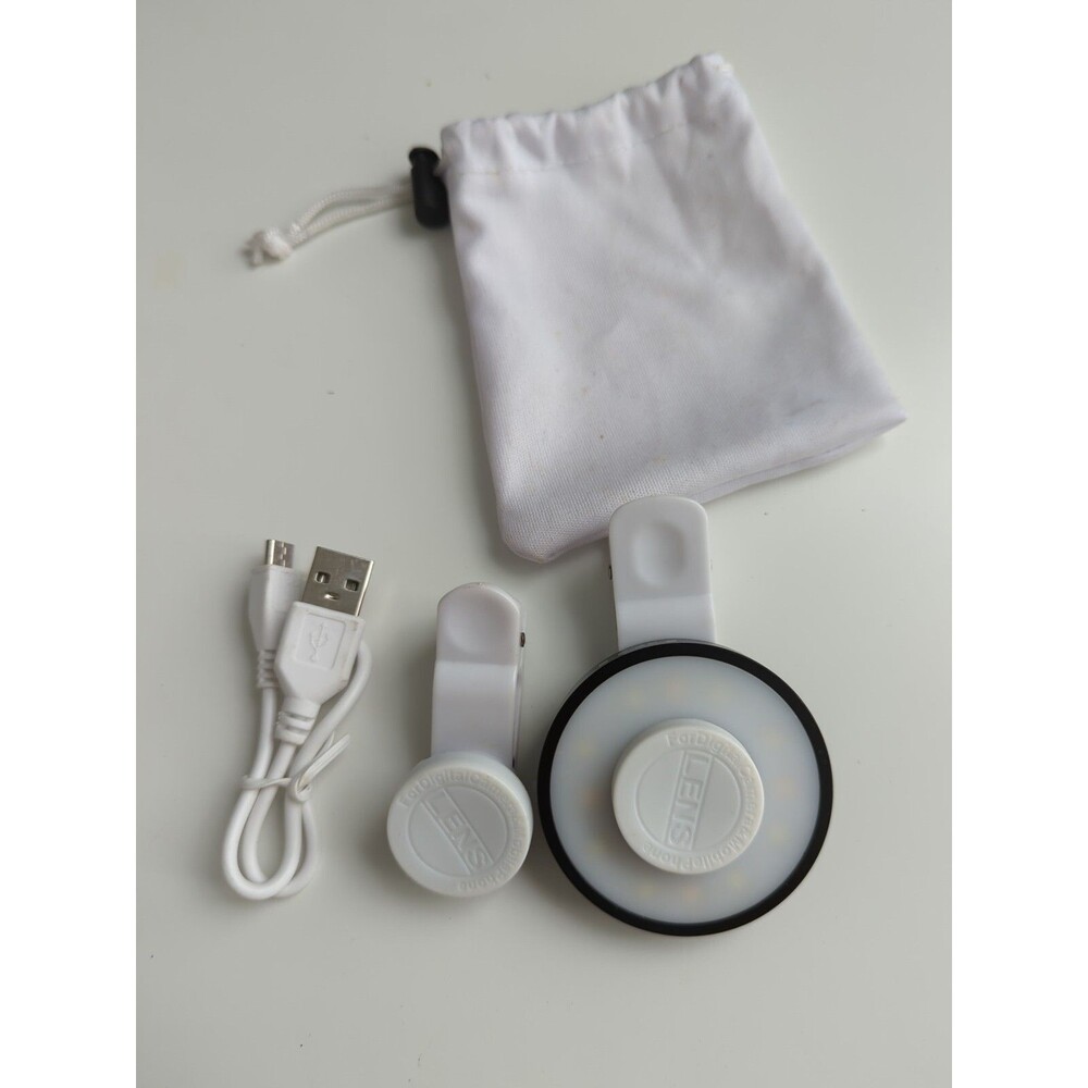 Lens Universal Cell Phone Lens Clip with LED Selfie light and charging cable